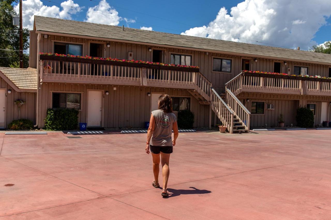 Woodland Motel Salida Exterior foto