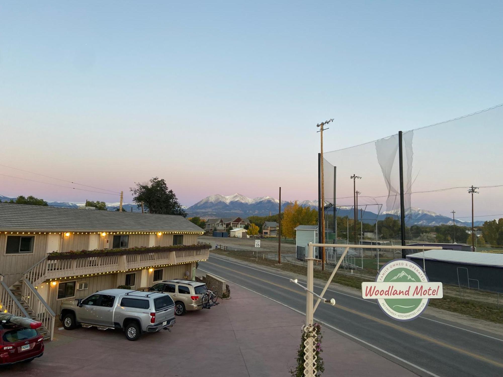 Woodland Motel Salida Exterior foto